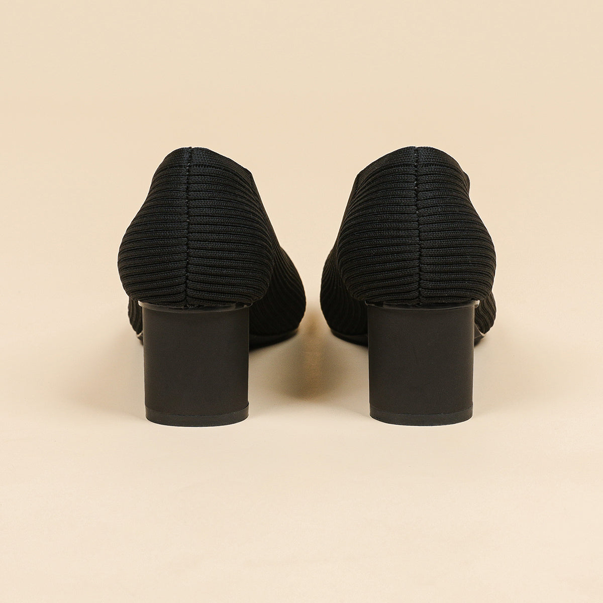 尖トゥVカット太ヒールパンプス(6cmヒール)