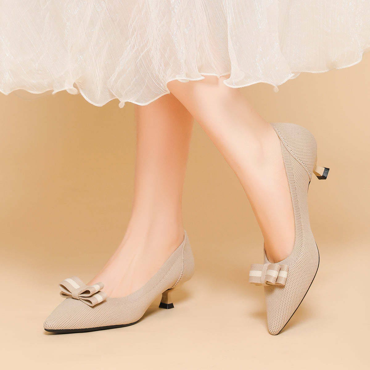 リボン付き 4cmキトゥンヒール パンプス