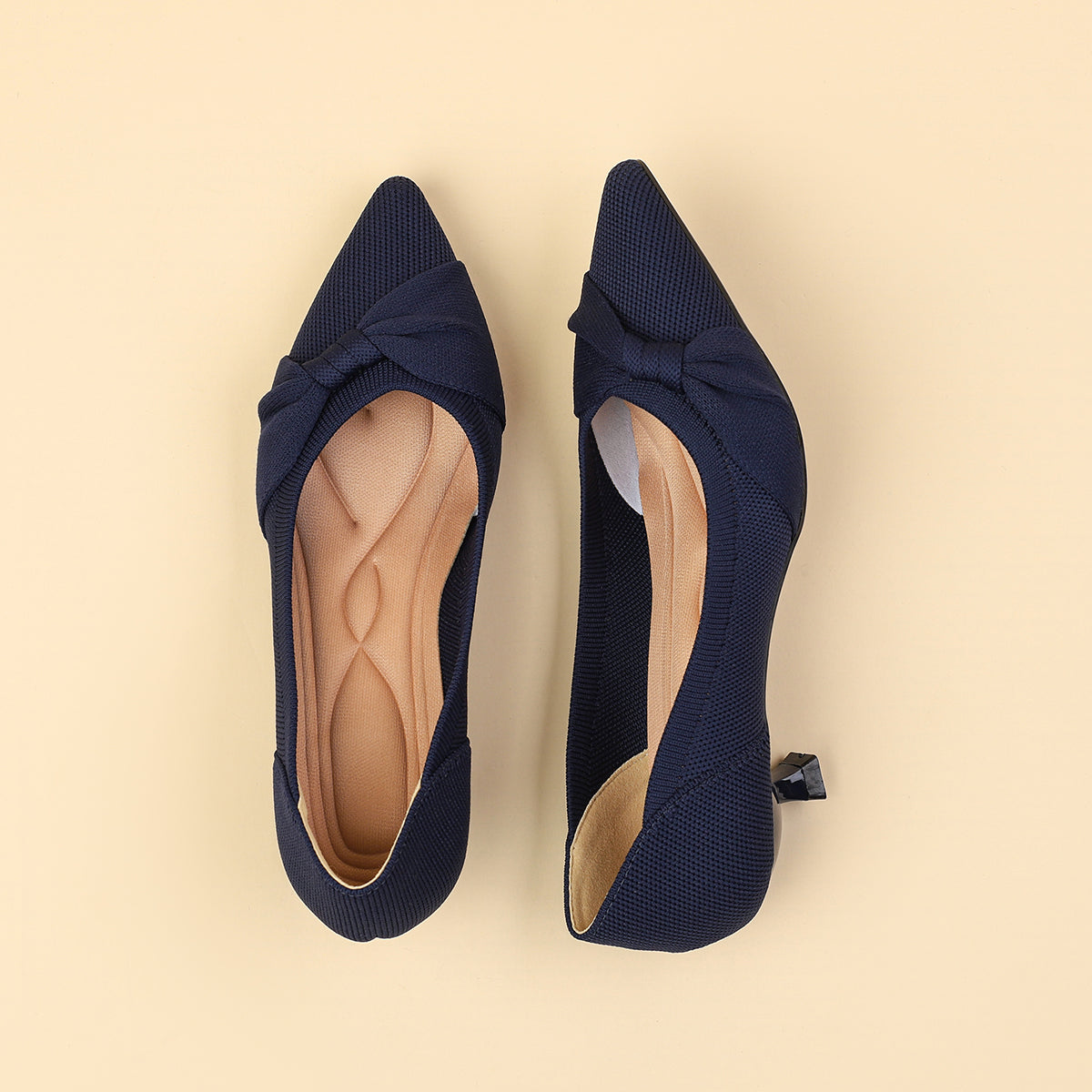 リボン付き ポインテッドトゥ キトゥンヒールパンプス レディース