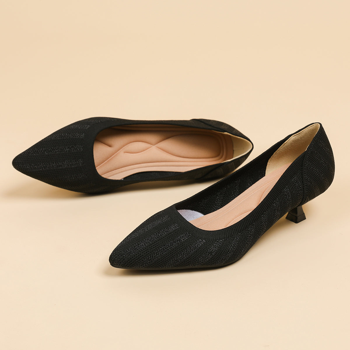 尖頭浅口 4cmキトゥンヒール パンプス