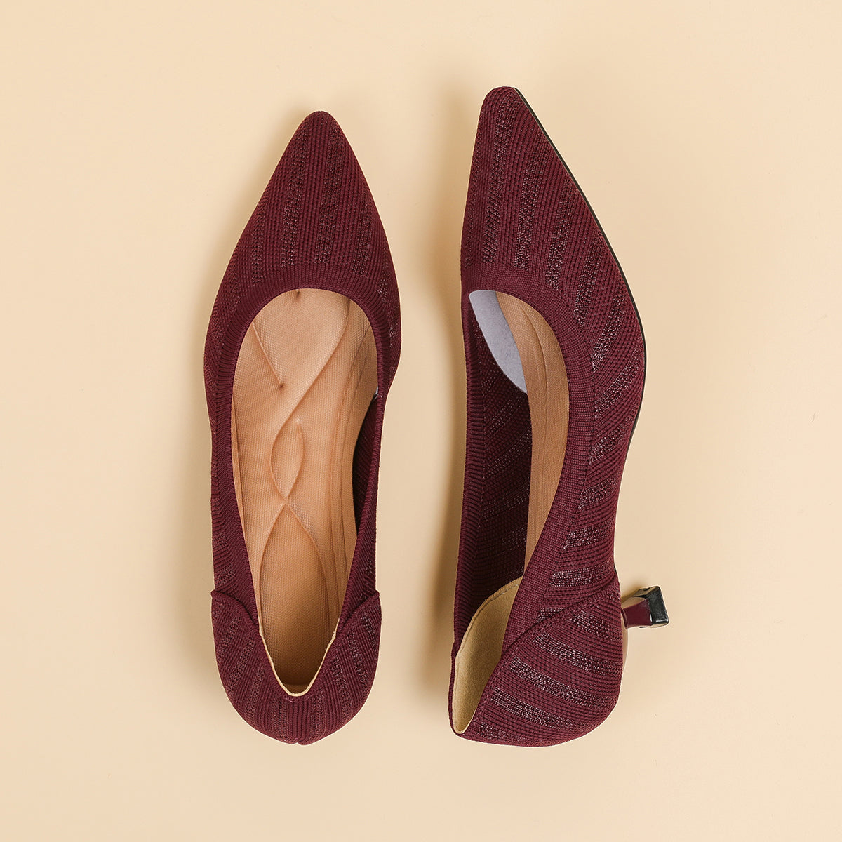 尖頭浅口 4cmキトゥンヒール パンプス