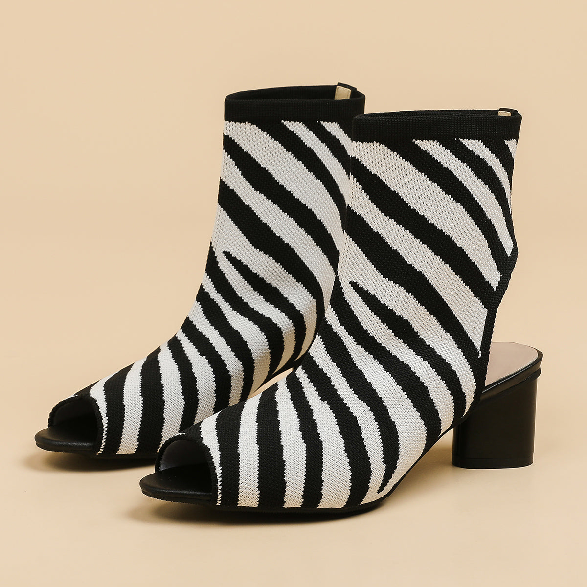 オープントゥ ポインテッドトゥ 5cmチャンキーヒール サンダル