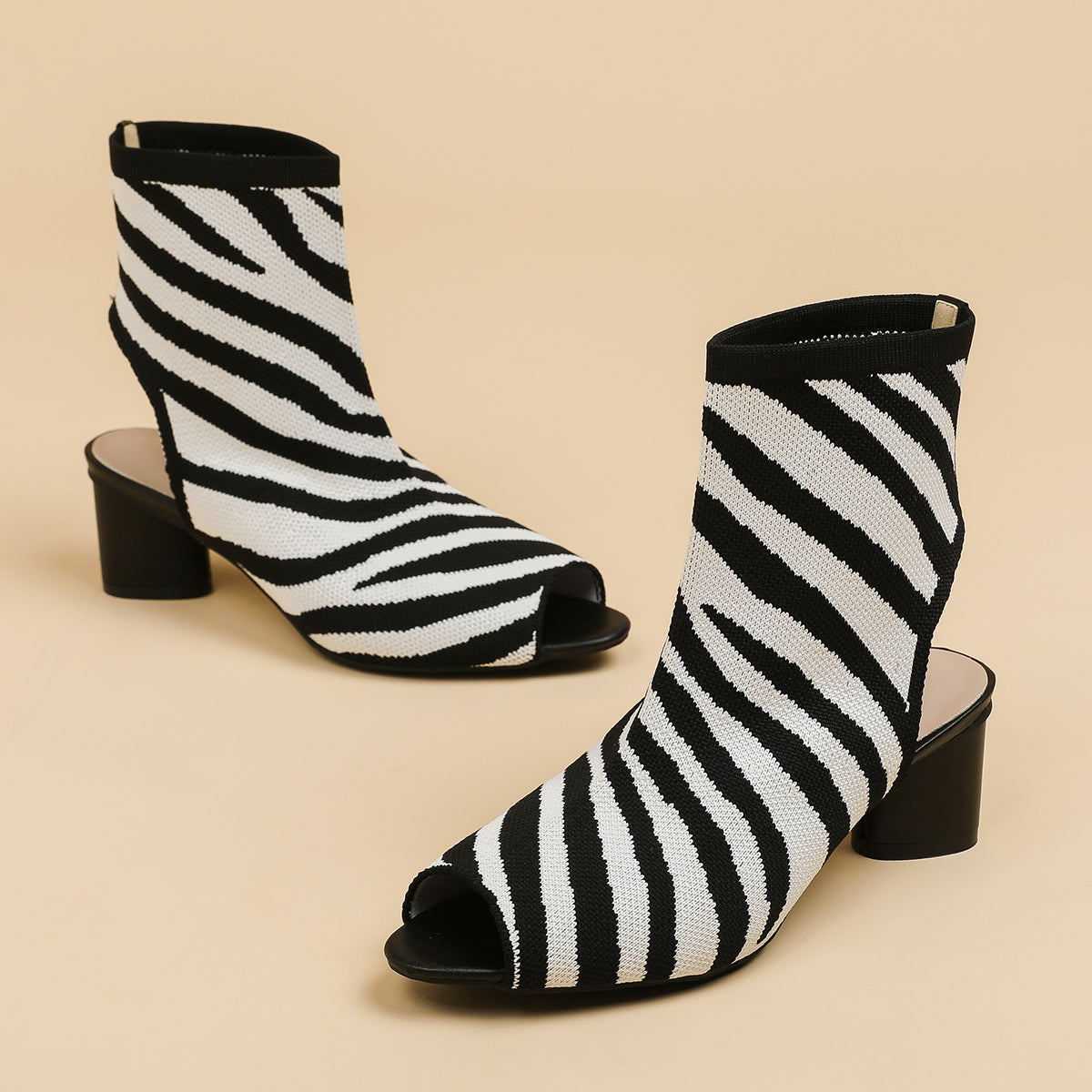 オープントゥ ポインテッドトゥ 5cmチャンキーヒール サンダル