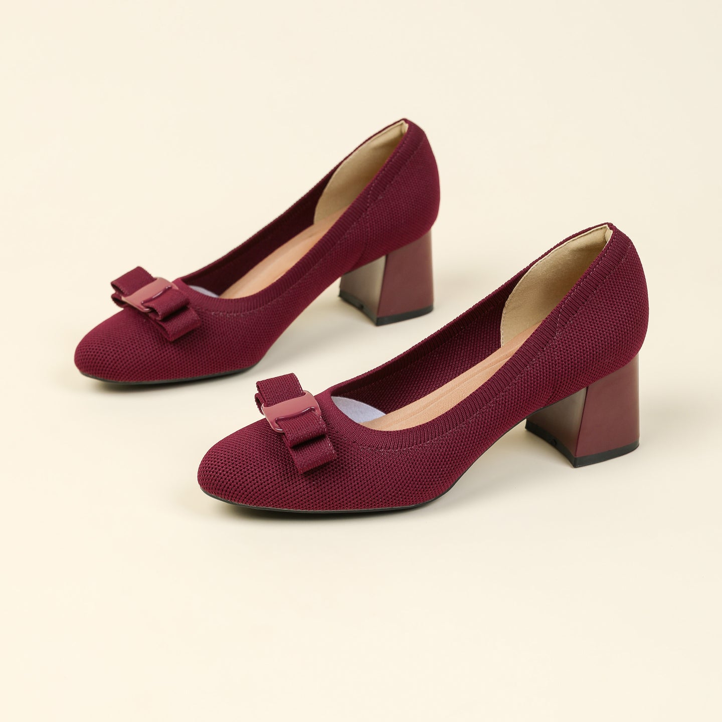 リボン付きチャンキーヒールパンプス