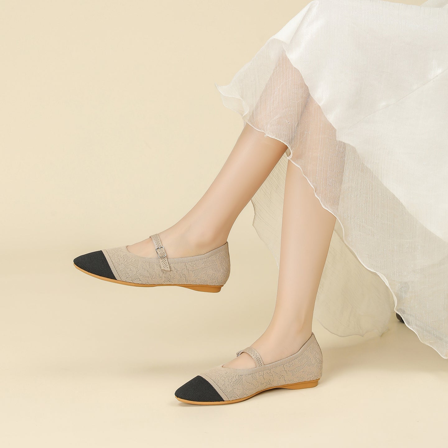 レトロニットフラットパンプス 尖頭浅口ワンストラップ