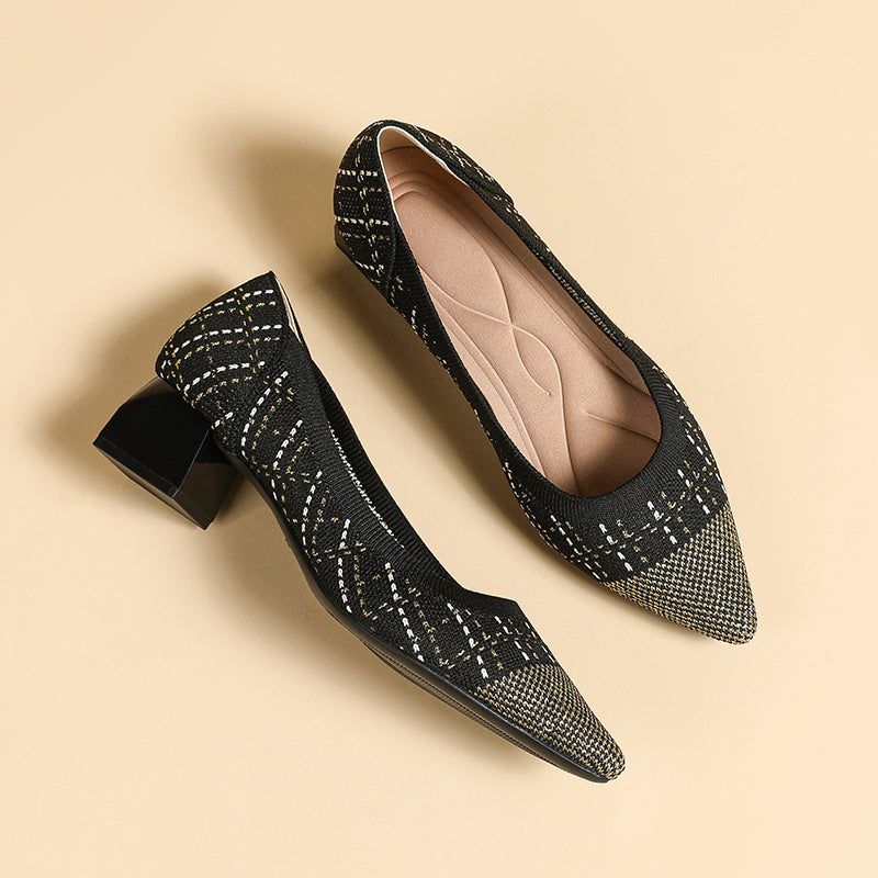 尖ったトゥの浅口粗ヒールカジュアルパンプス(中ヒール4cm)