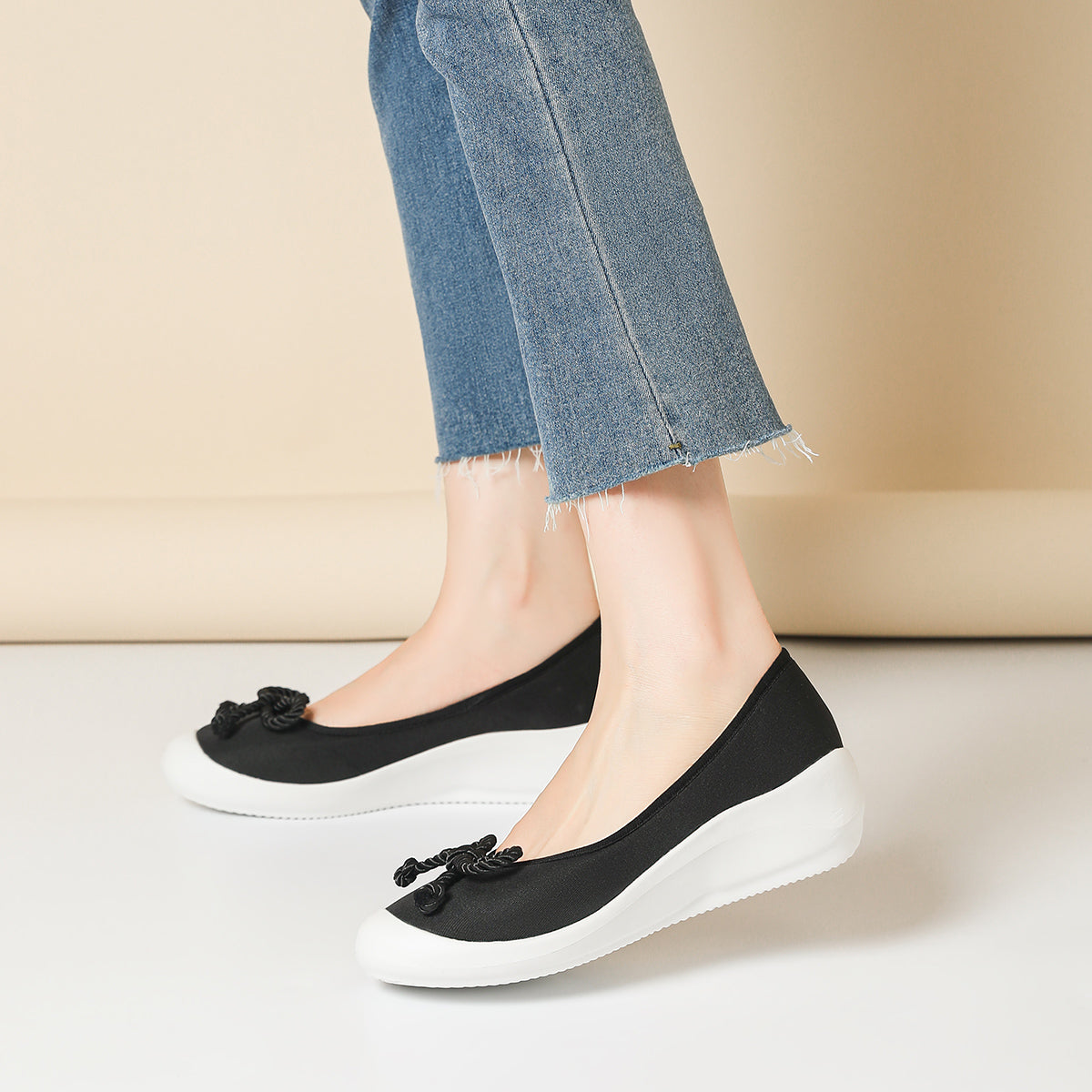 リボンデザイン ラウンドトゥ ウェッジシューズ