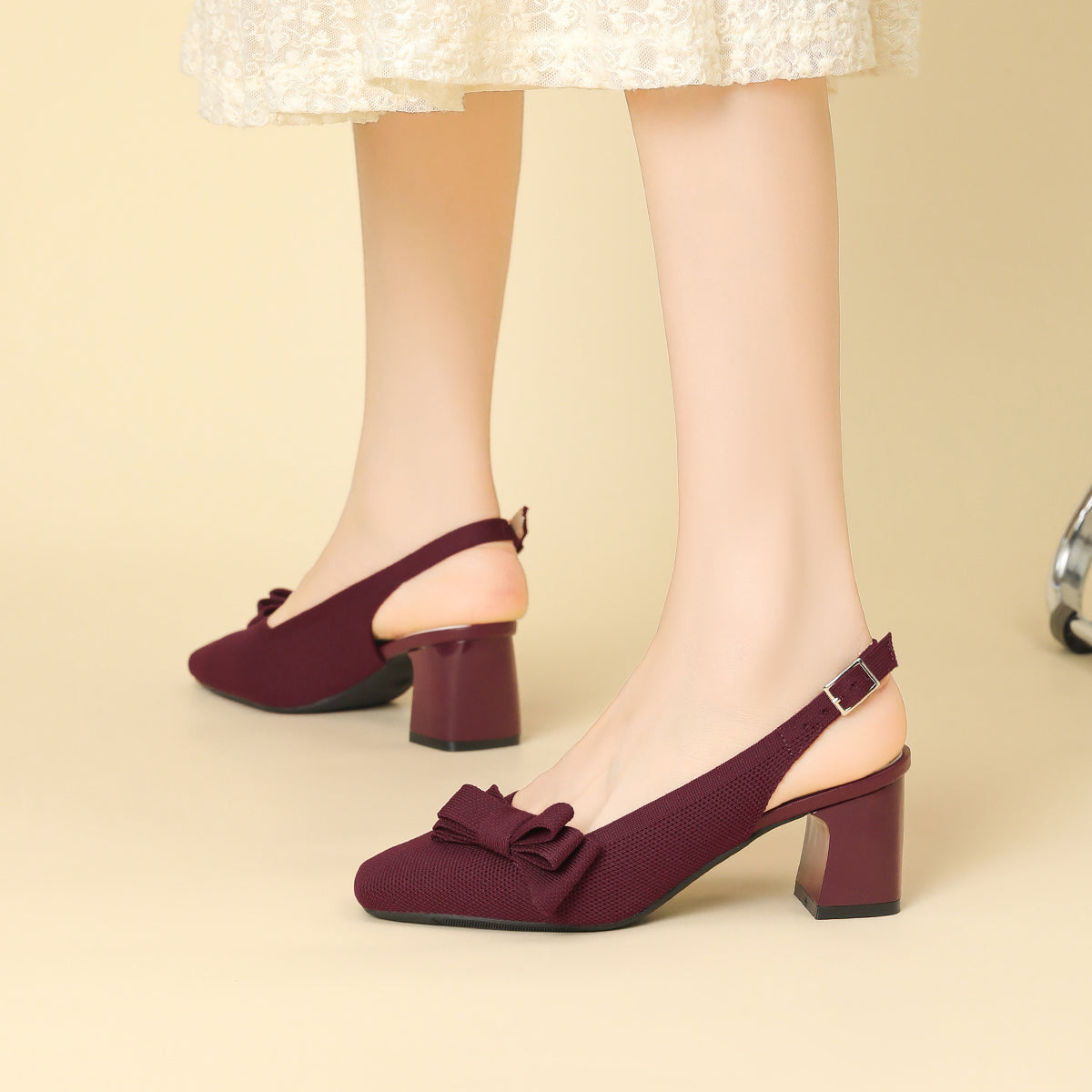 スクエアトゥ 蝶結び付き 太ヒール サンダル レディース