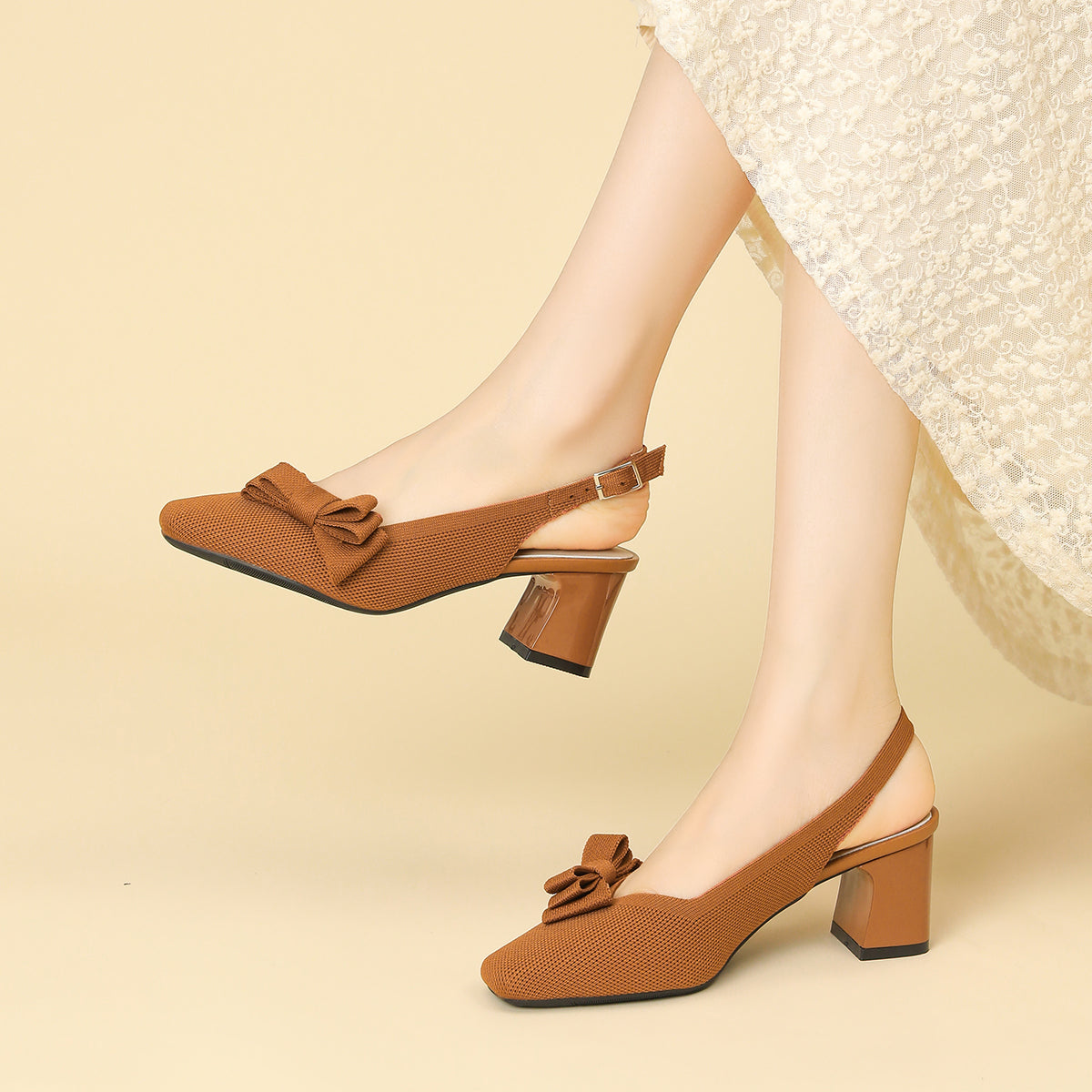 スクエアトゥ 蝶結び付き 太ヒール サンダル レディース