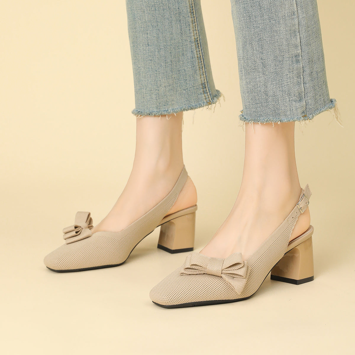 スクエアトゥ 蝶結び付き 太ヒール サンダル レディース