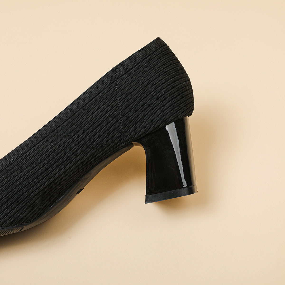 スクエアトゥVカット粗ヒールパンプス(6cmハイヒール)