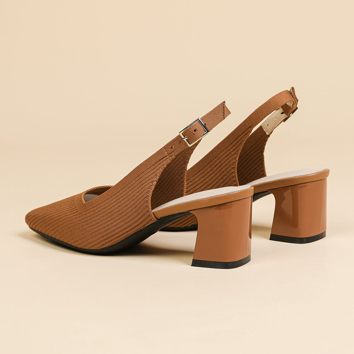 方頭後ろストラップ太ヒールサンダル(5.5cmヒール)