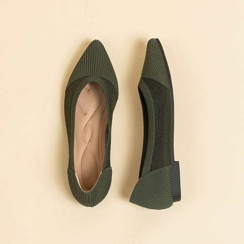 尖頭鏤空フラットシューズ