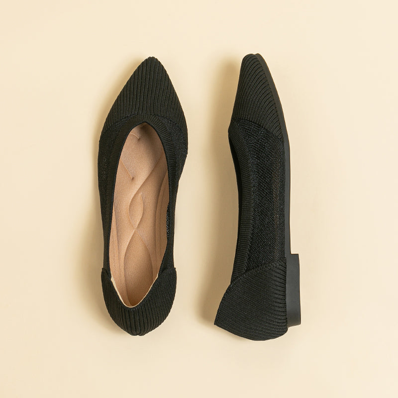 尖頭鏤空フラットシューズ