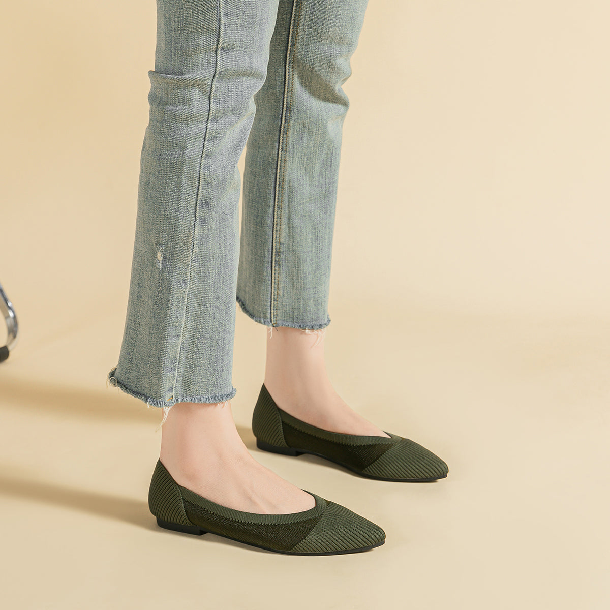 尖頭鏤空フラットシューズ