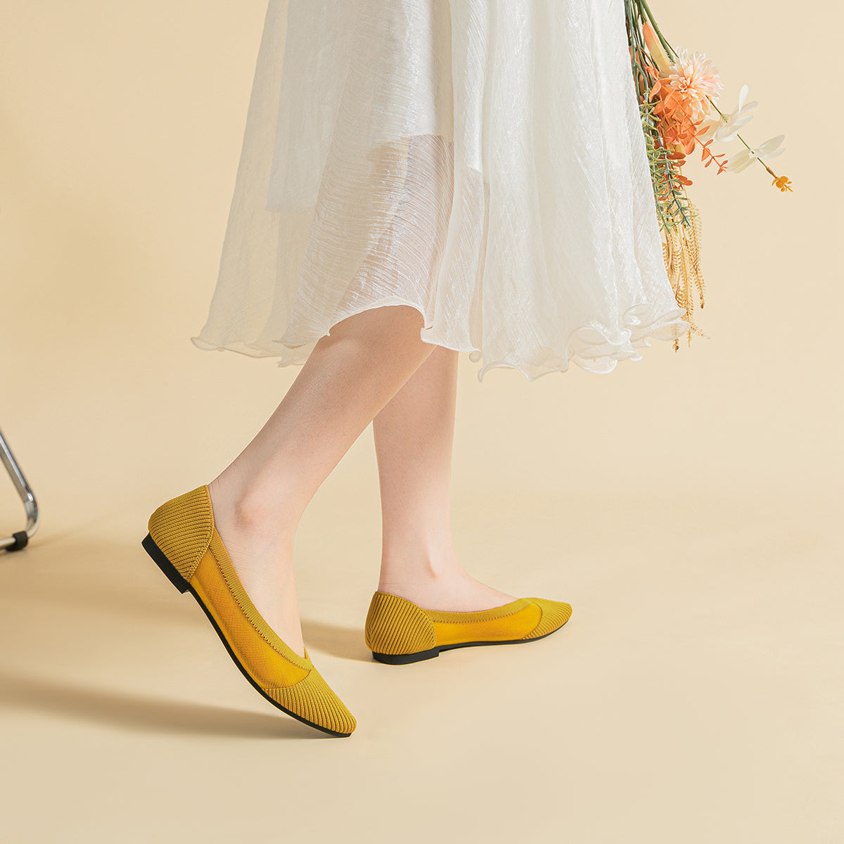 尖頭鏤空フラットシューズ