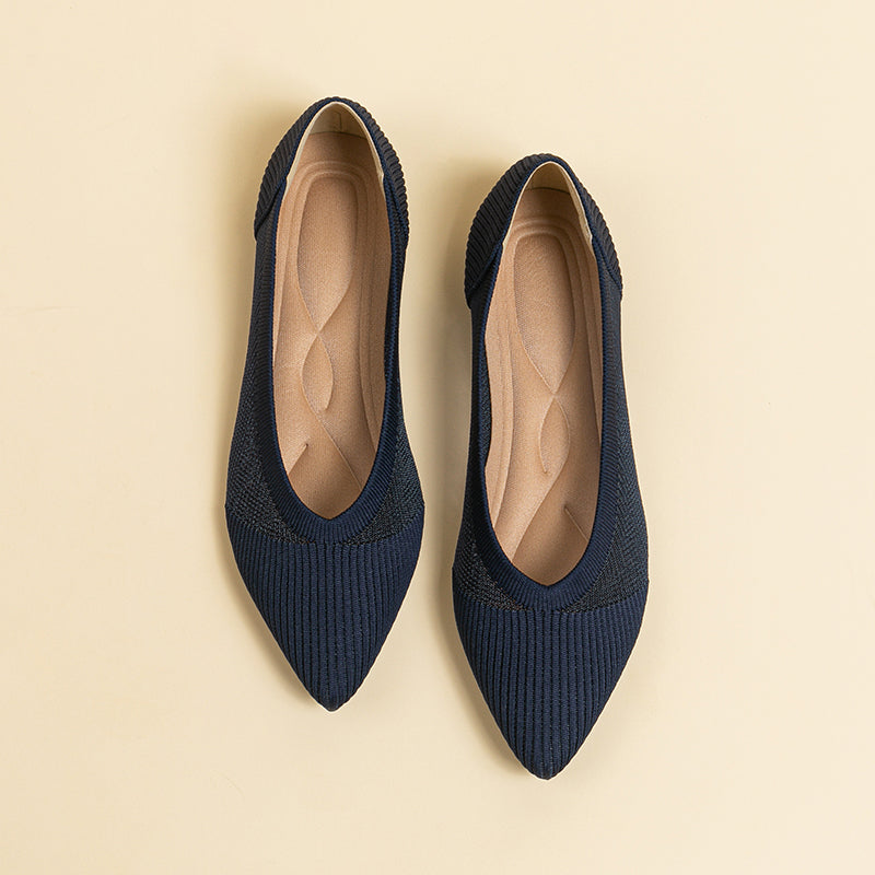 尖頭鏤空フラットシューズ