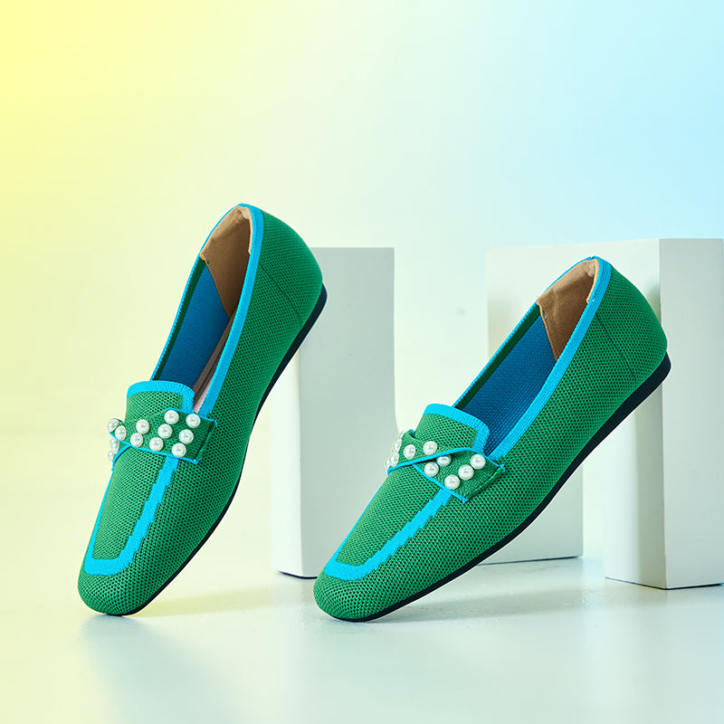 ポインテッドトゥ パール装飾 フラットローファー 防水・通気