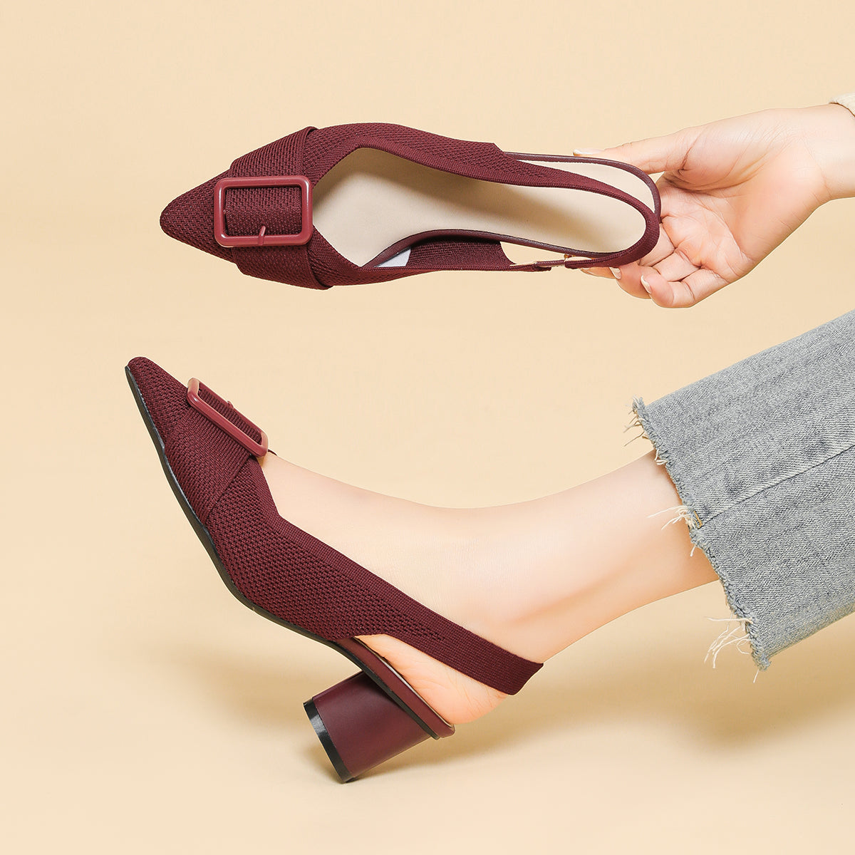 ポインテッドトゥ 浅口 太ヒールサンダル