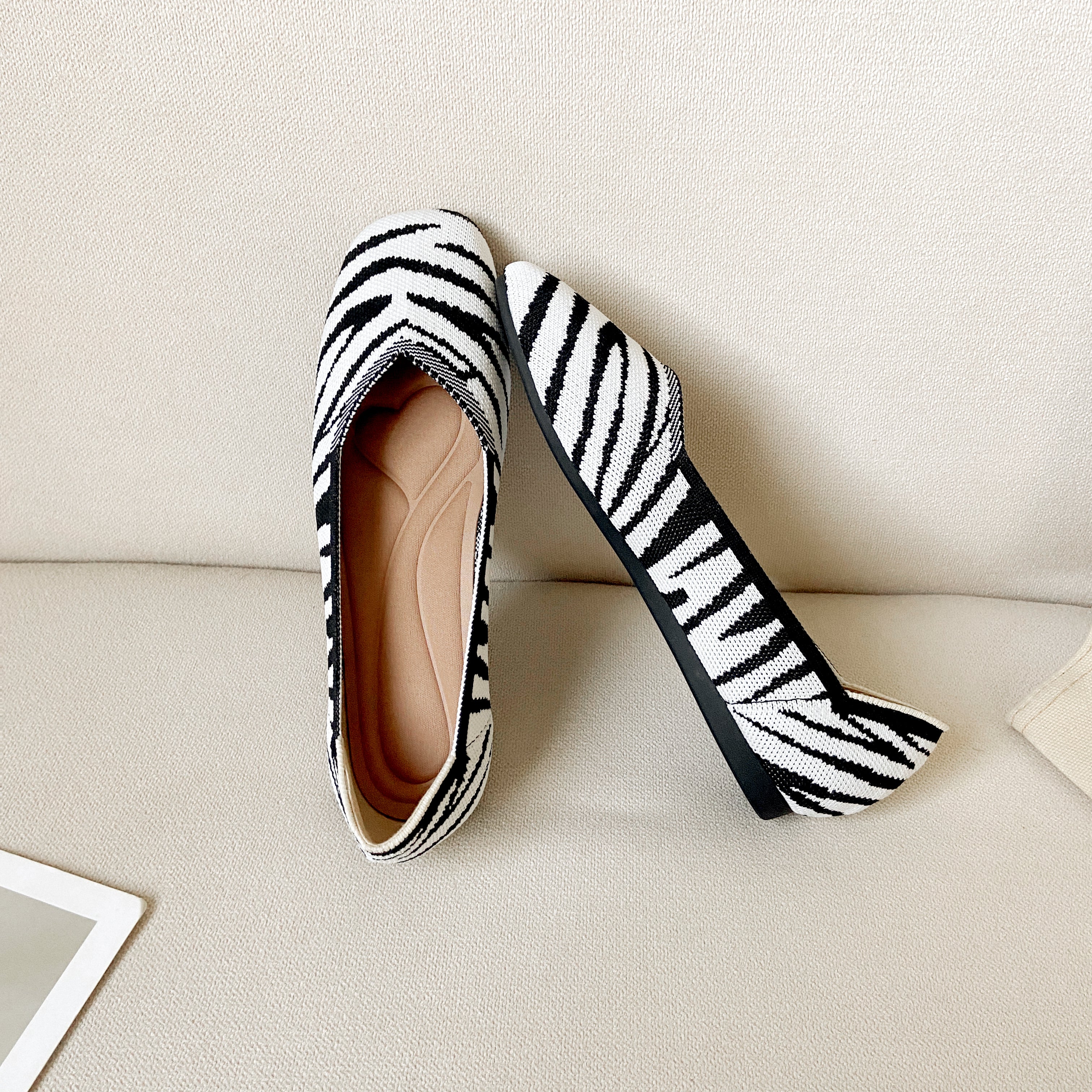 スクエアトゥ フラットシューズ 3Dニット カジュアルシューズ