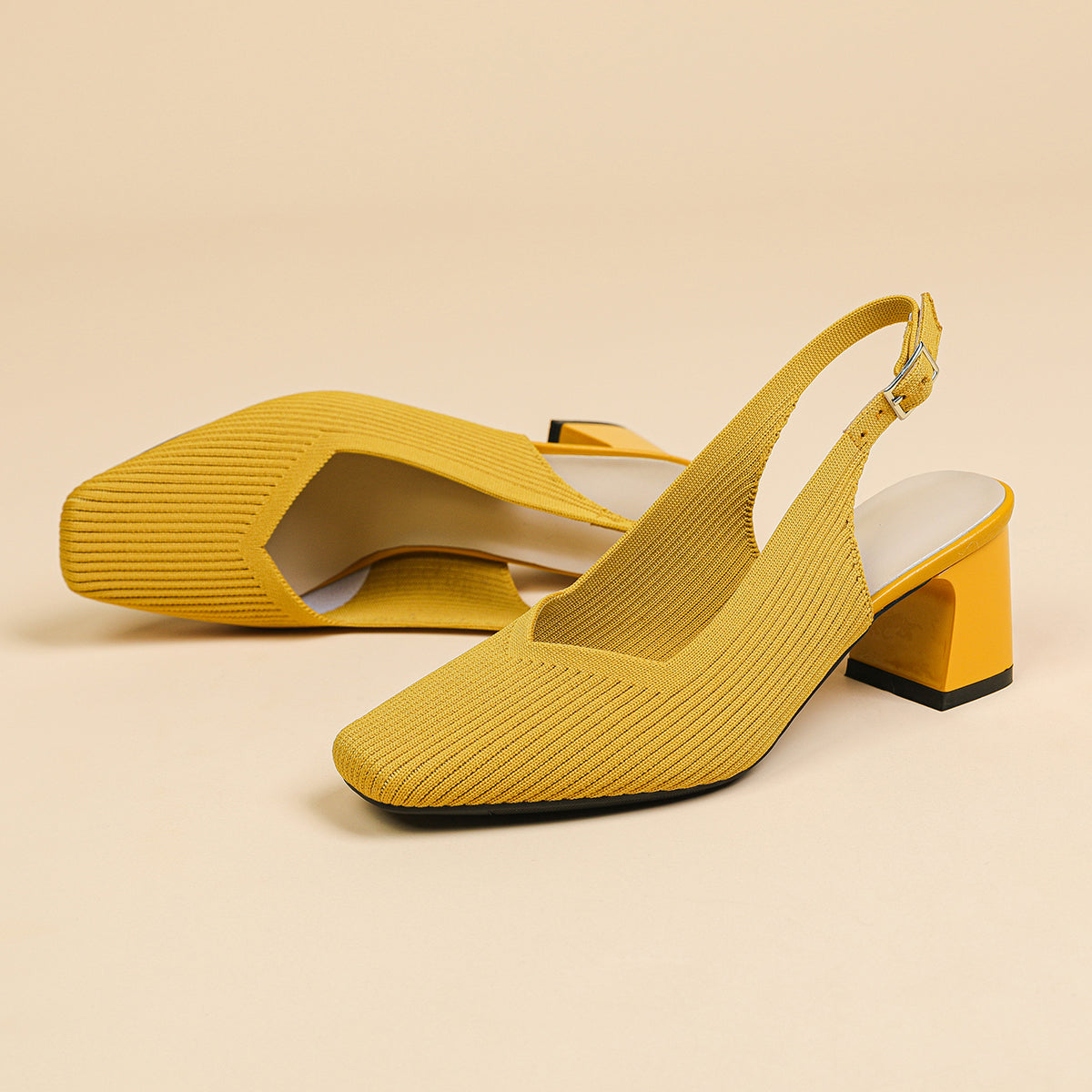 方頭後ろストラップ太ヒールサンダル(5.5cmヒール)