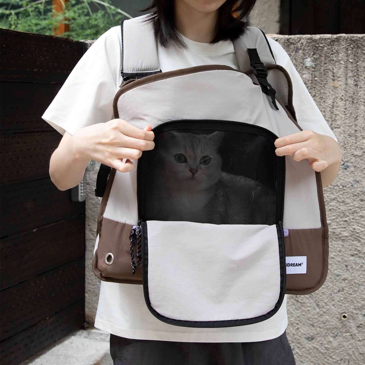 ペット用フロントキャリーバッグ｜猫・小型犬対応 2WAY仕様