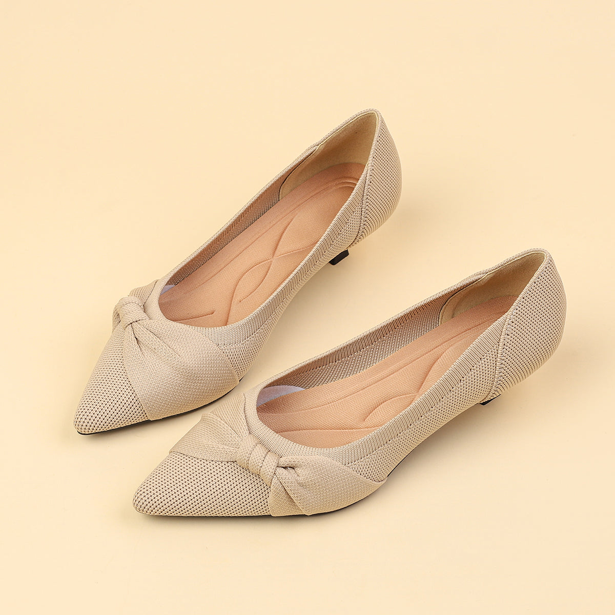 リボン付き ポインテッドトゥ キトゥンヒールパンプス レディース