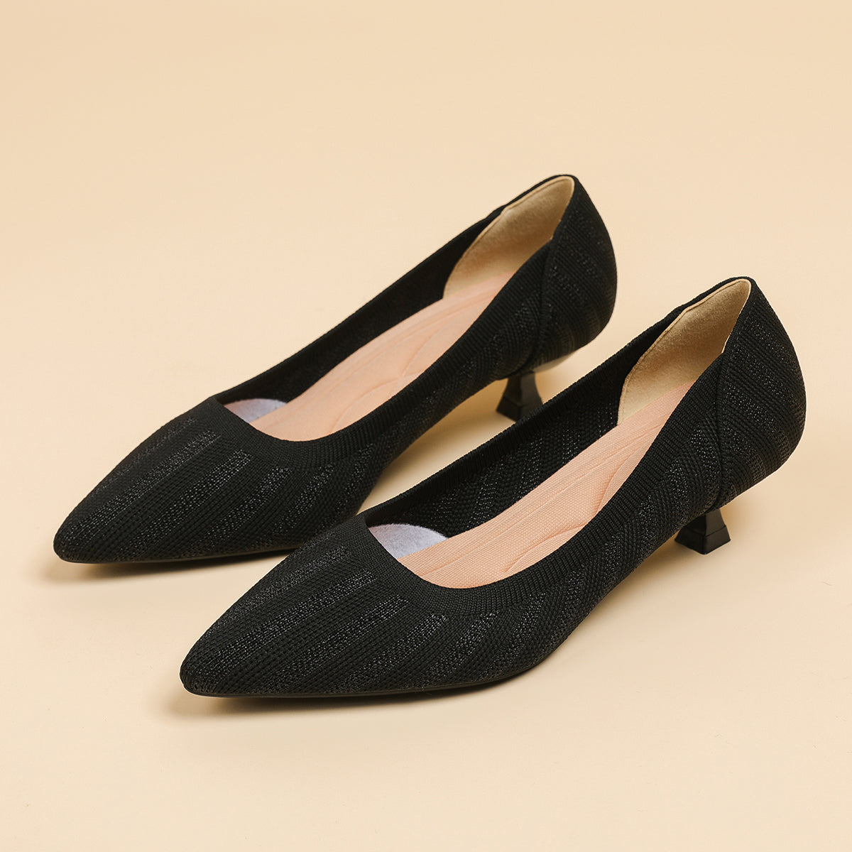 尖頭浅口 4cmキトゥンヒール パンプス