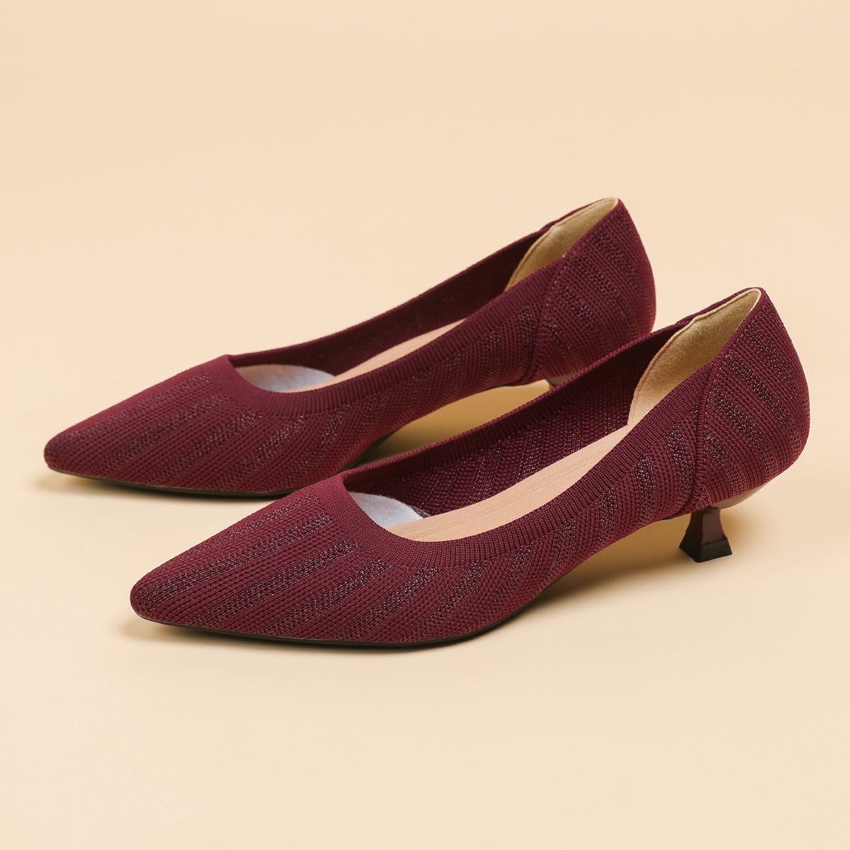 尖頭浅口 4cmキトゥンヒール パンプス