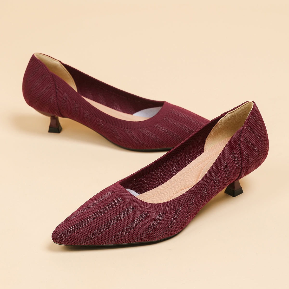 尖頭浅口 4cmキトゥンヒール パンプス