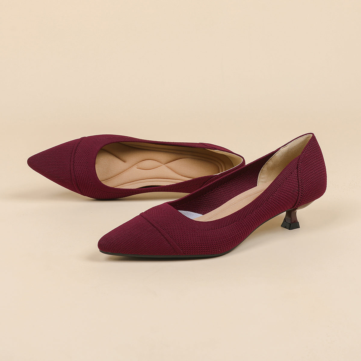 ポインテッドトゥ 浅口 4cmキトゥンヒール パンプス