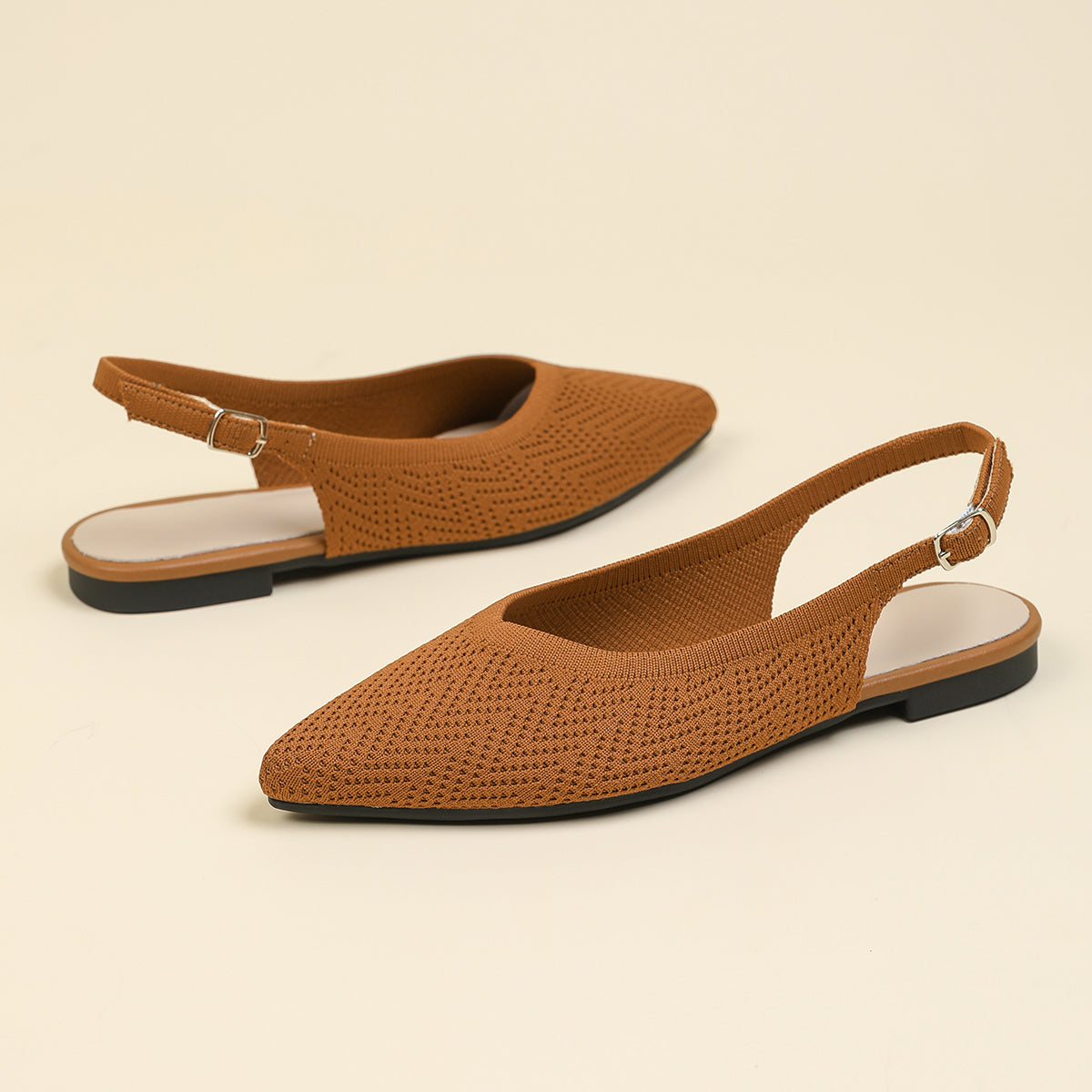 ポインテッドトゥ フラットサンダル