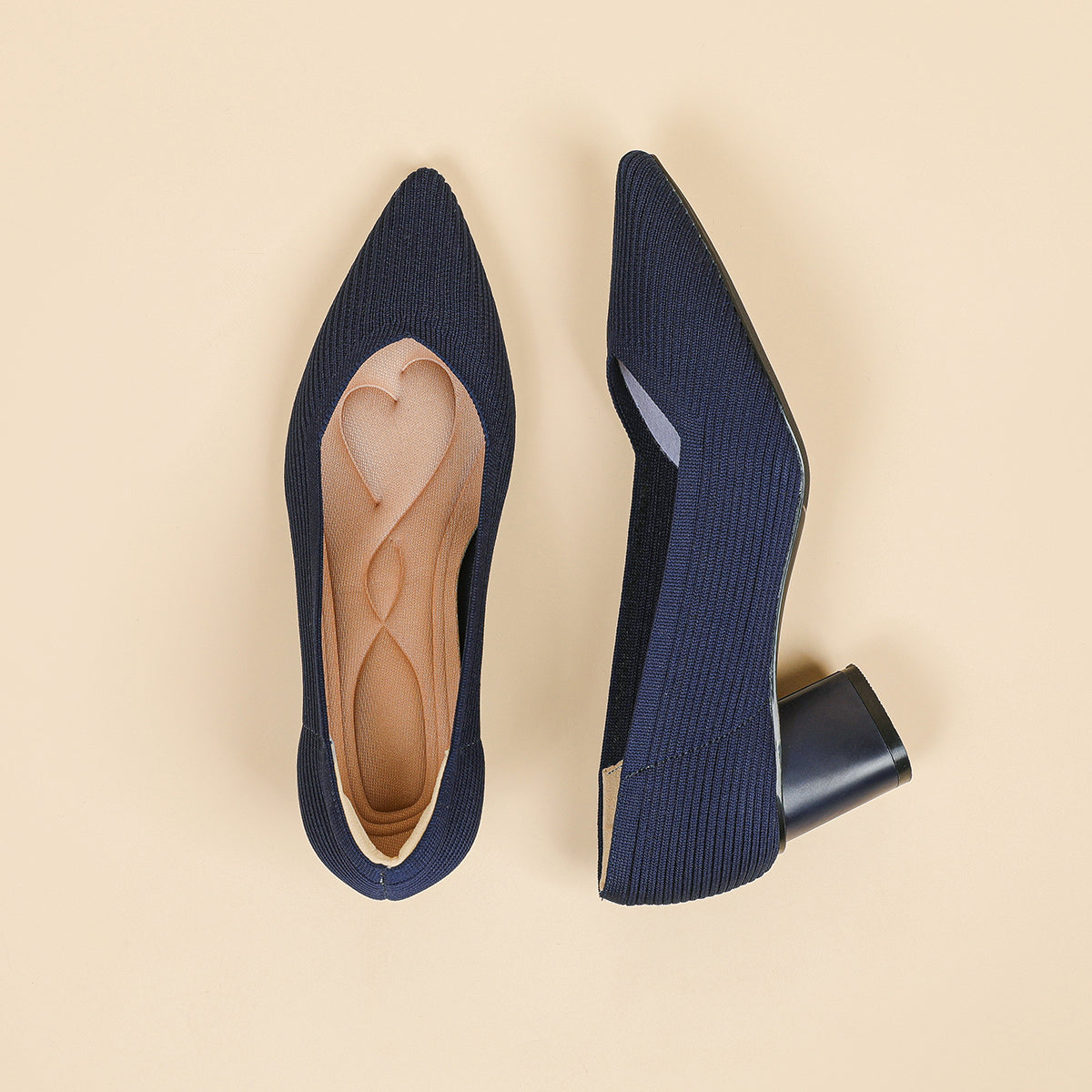 尖トゥVカット太ヒールパンプス（6cmヒール）