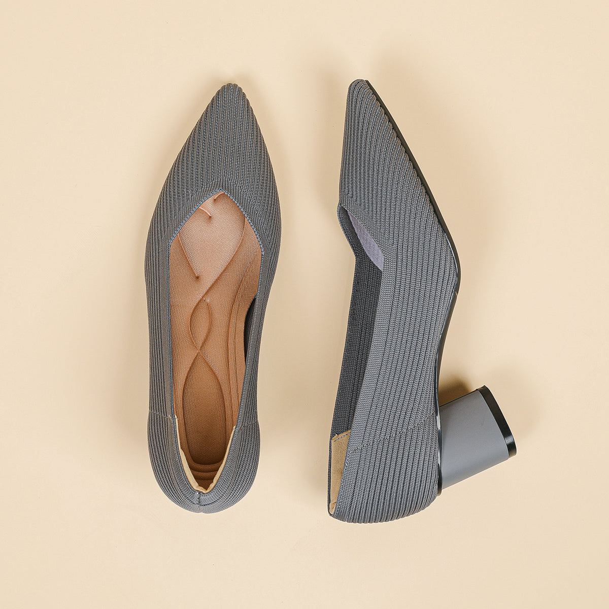 尖トゥVカット太ヒールパンプス（6cmヒール）