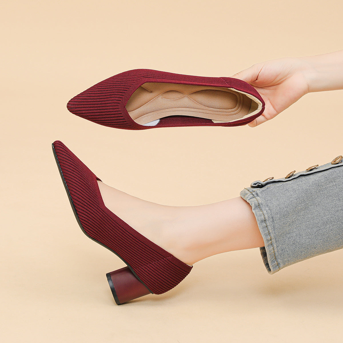 尖トゥVカット太ヒールパンプス（6cmヒール）