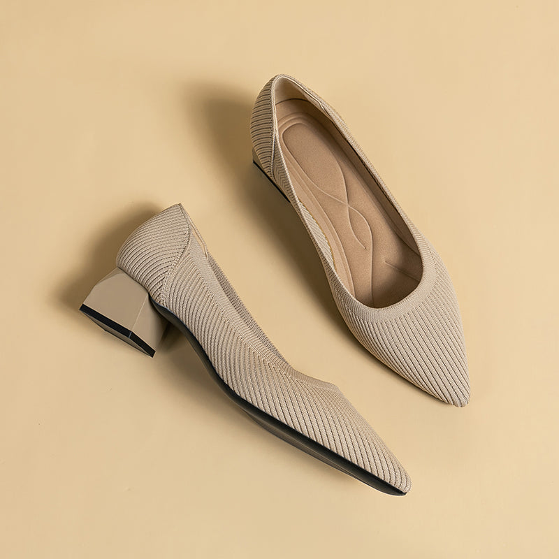 尖ったトゥの浅口粗ヒールカジュアルパンプス（中ヒール4cm）