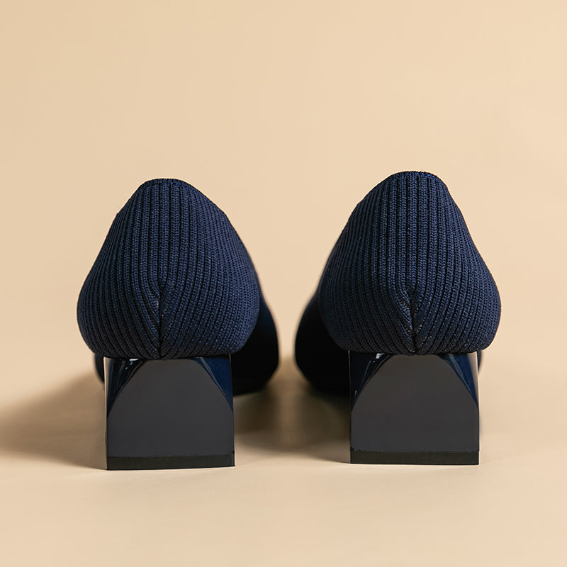 尖ったトゥの浅口粗ヒールカジュアルパンプス（中ヒール4cm）