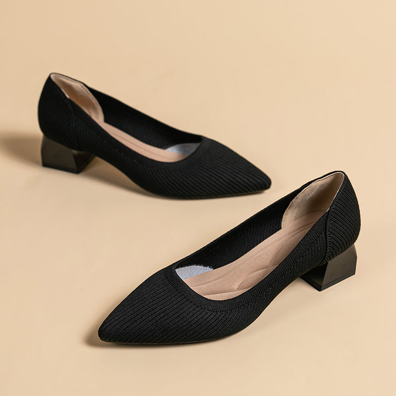 尖ったトゥの浅口粗ヒールカジュアルパンプス（中ヒール4cm）