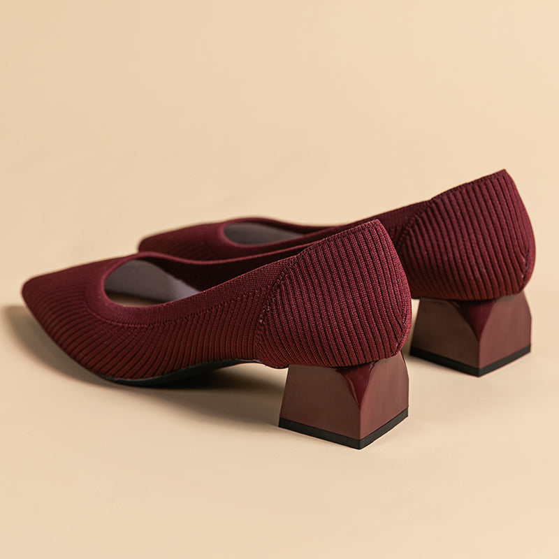 尖ったトゥの浅口粗ヒールカジュアルパンプス（中ヒール4cm）