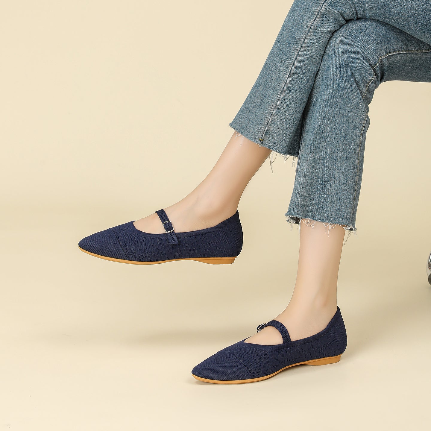 レトロニットフラットパンプス 尖頭浅口ワンストラップ