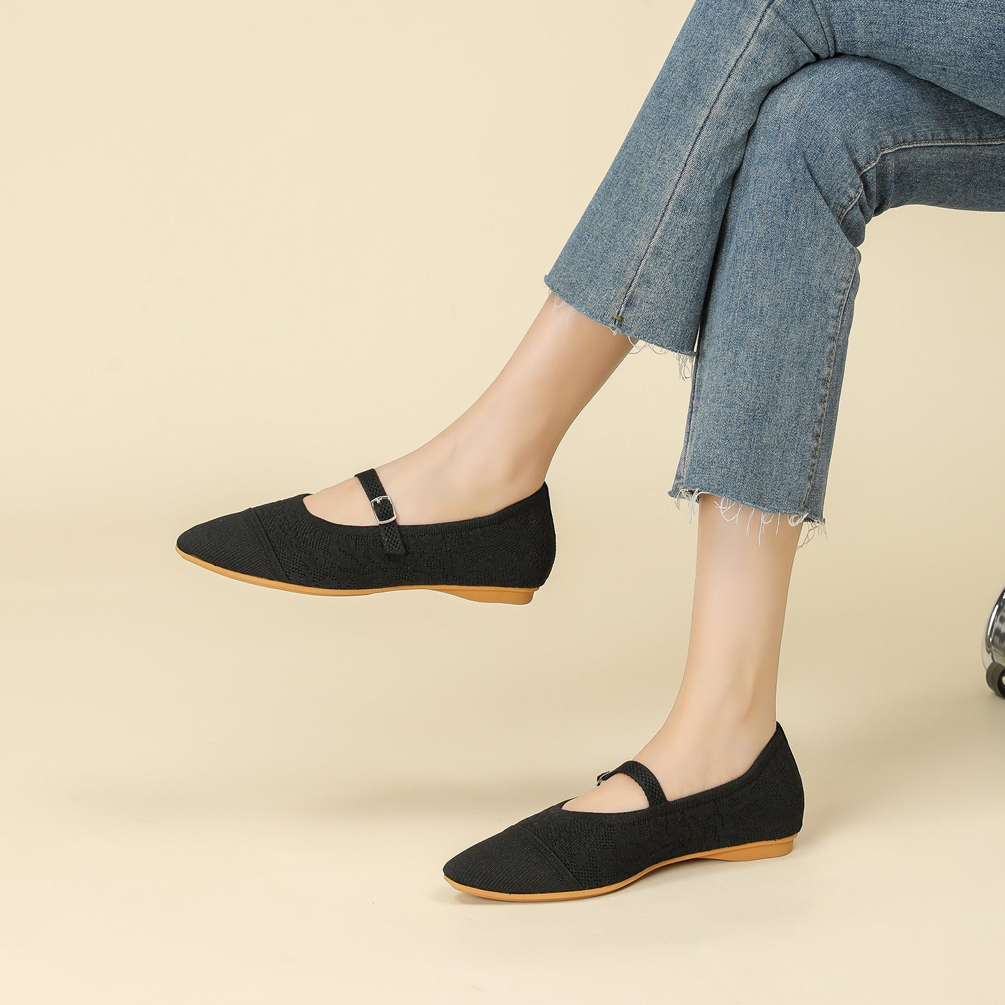 レトロニットフラットパンプス 尖頭浅口ワンストラップ