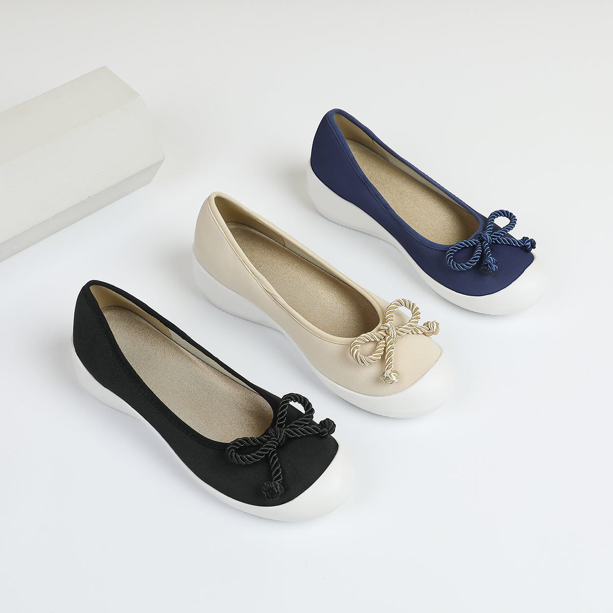 リボンデザイン ラウンドトゥ ウェッジシューズ