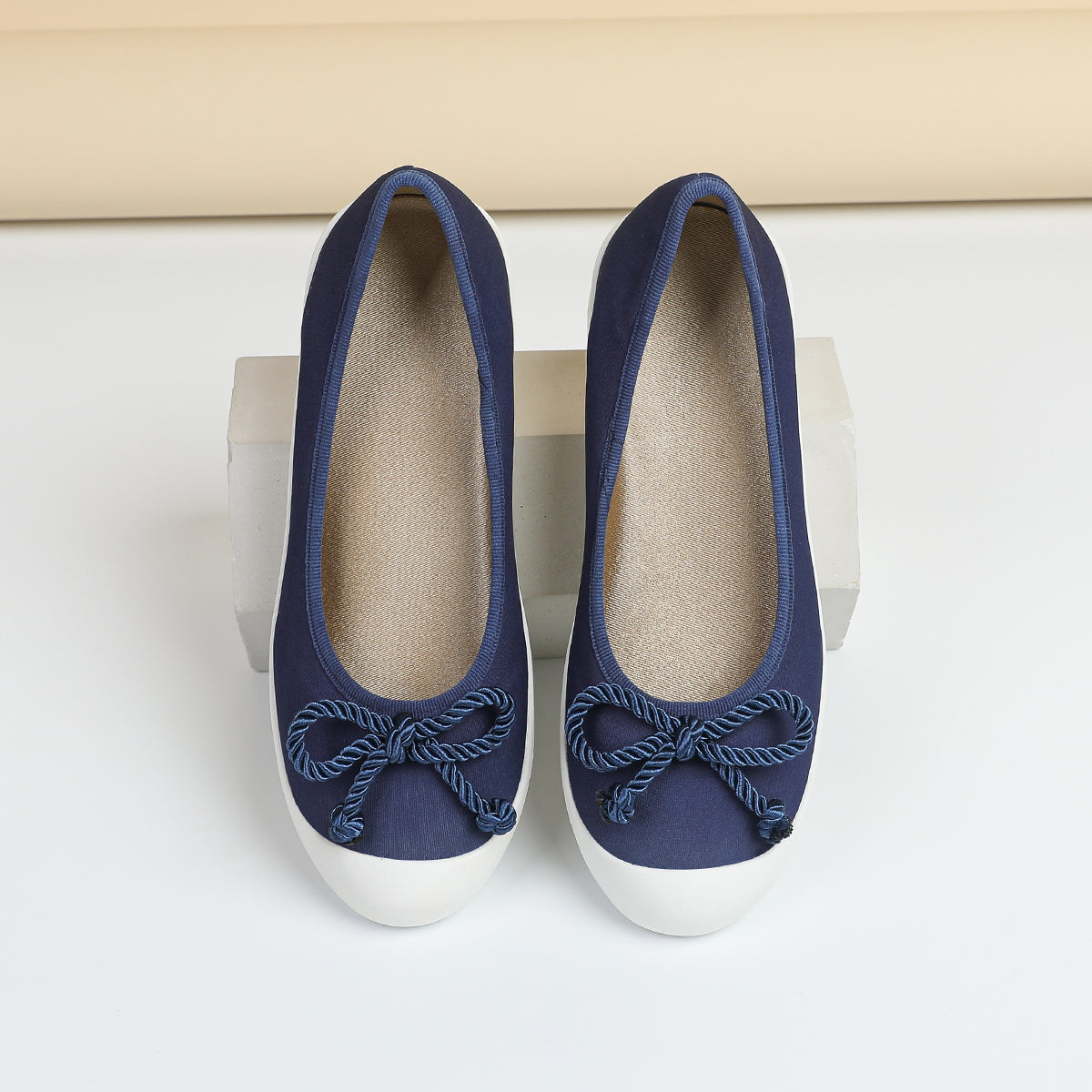 リボンデザイン ラウンドトゥ ウェッジシューズ