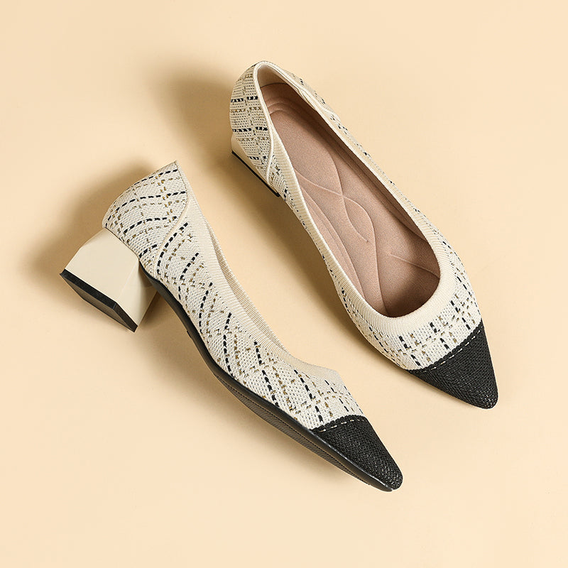 尖ったトゥの浅口粗ヒールカジュアルパンプス（中ヒール4cm）