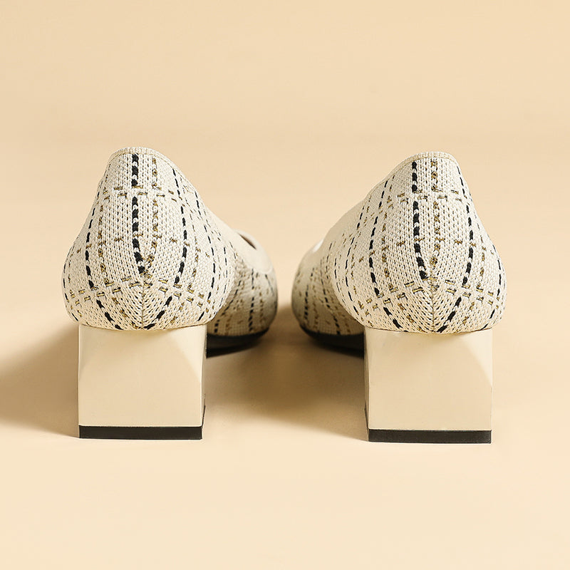 尖ったトゥの浅口粗ヒールカジュアルパンプス（中ヒール4cm）