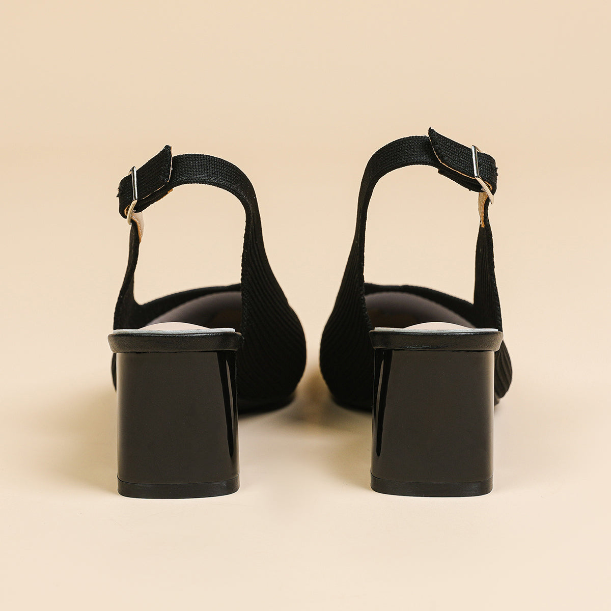 方頭後ろストラップ太ヒールサンダル（5.5cmヒール）