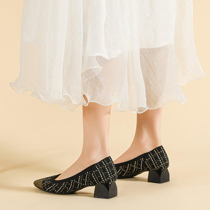 尖ったトゥの浅口粗ヒールカジュアルパンプス（中ヒール4cm）