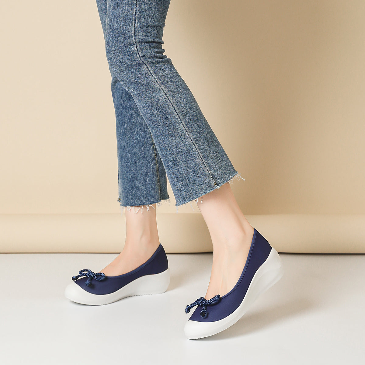 リボンデザイン ラウンドトゥ ウェッジシューズ