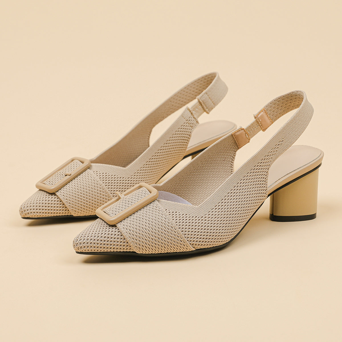 ポインテッドトゥ 浅口 太ヒールサンダル