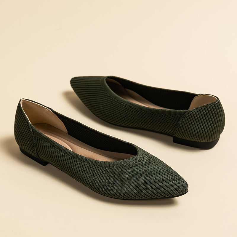 尖トゥ浅口フラットシューズ（カジュアルパンプス）